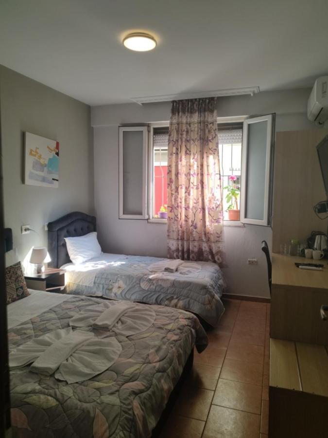 Guest House De Rada تيرانا المظهر الخارجي الصورة